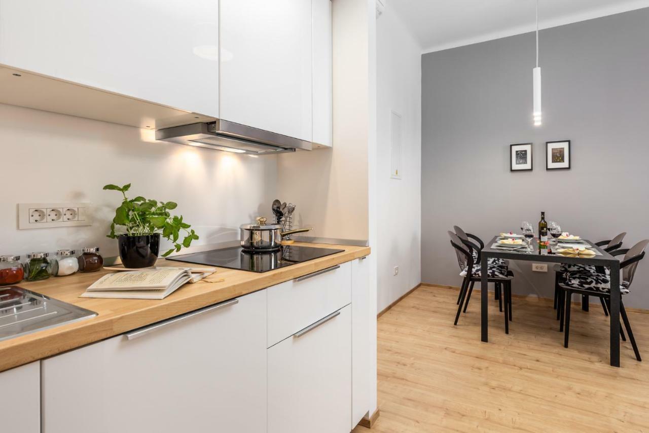 Apartamento Apartman Deark Rijeka Exterior foto